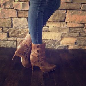 Boutique 9 leather booties